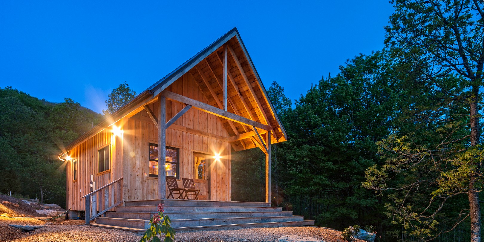 pros-and-cons-of-a-frane-houses the-independence Luminous Dawn at a rustic cabin retreat in the Blue Ridge Mountains of North Carolina near the Smoky Mountains.